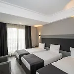 Grand S Otel