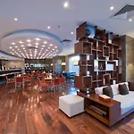 Otel Grand S 4*