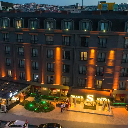Hotel Grand S 4*