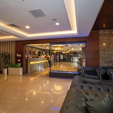 Hotel Grand S 4*