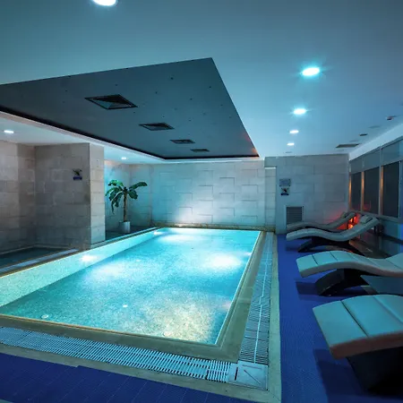 Hotel Grand S 4*