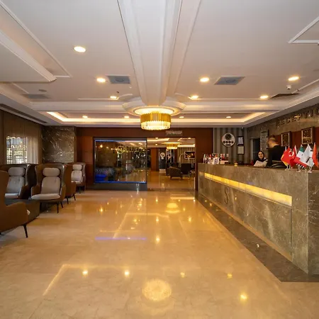 Grand S Hotell 4*