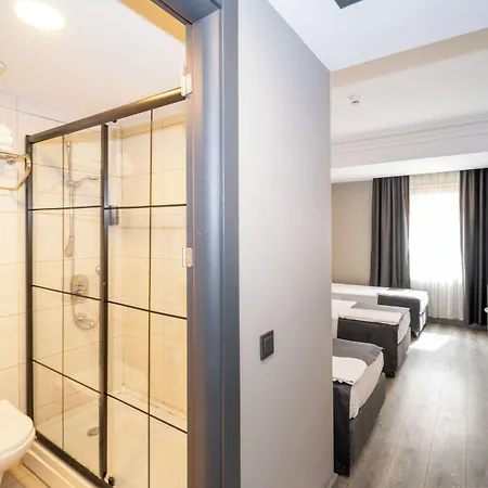 Grand S Hotell